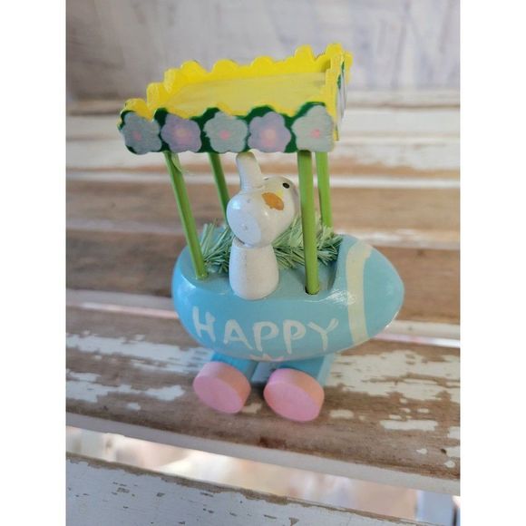 Wooden shabby chic Easter Bunny engine spring decor - Picture 4 of 7